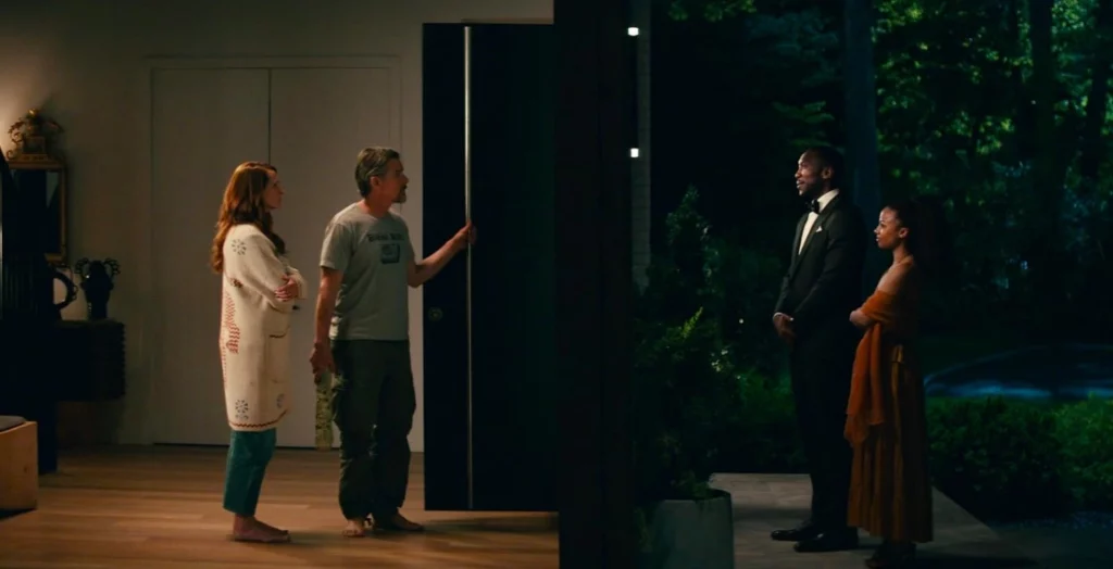 Оставь мир позади